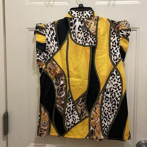 Women’s NWOT 3 piece Yellow pants set with pocket ,belt; Size XL 100% polyester - Picture 5 of 5